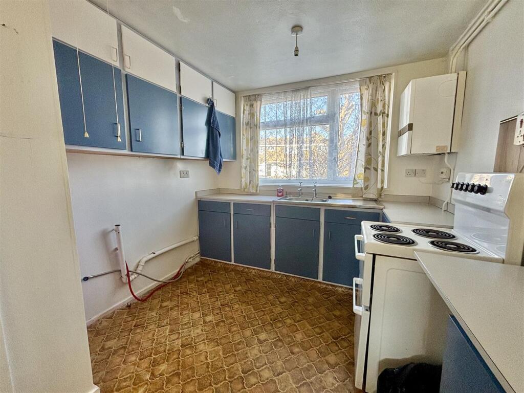 Additional image 18 of Downland Avenue, Peacehaven