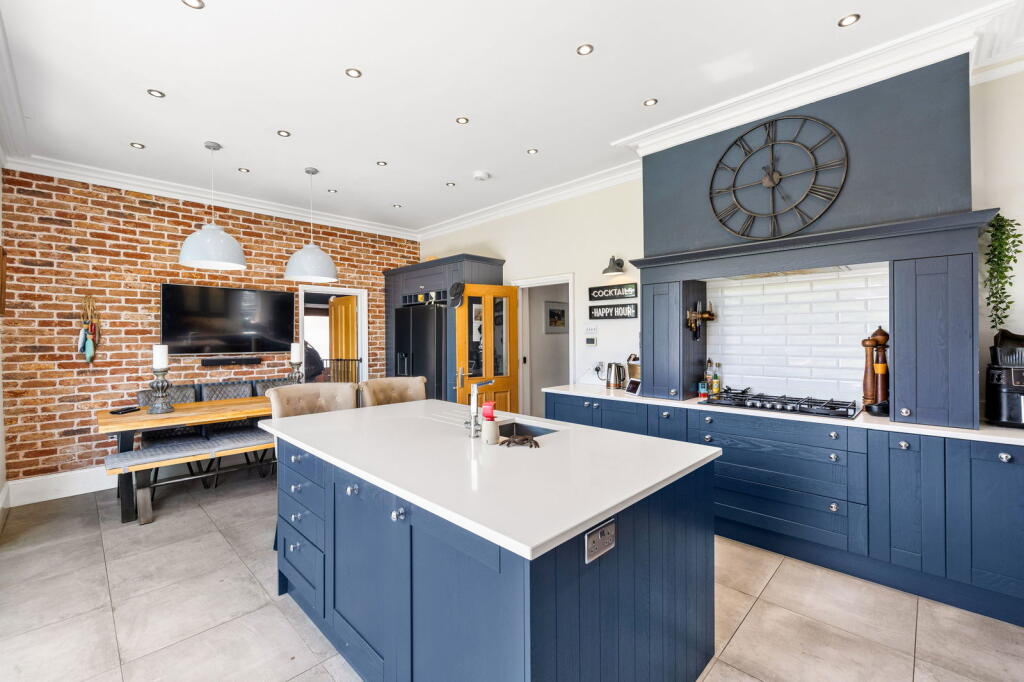 Additional image 7 of Windsor Road, Worthing, BN11 2LU