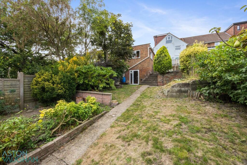 Additional image 19 of Waverley Crescent, Brighton