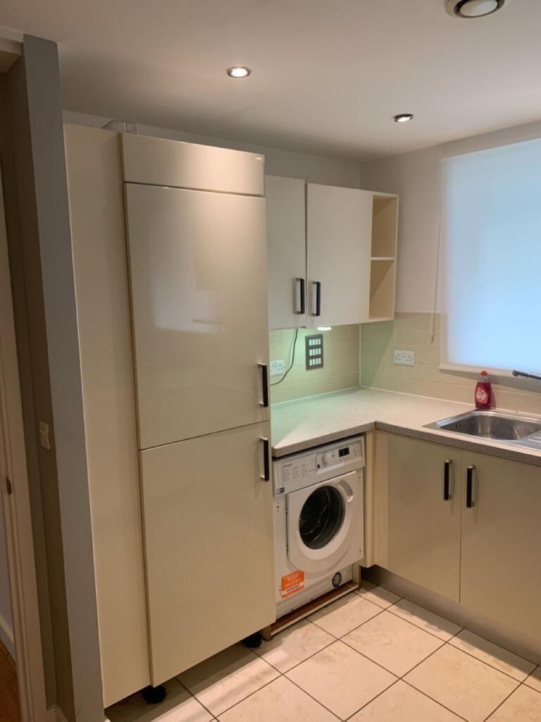 Additional image 11 of Flat 27 Sharpthorne Court