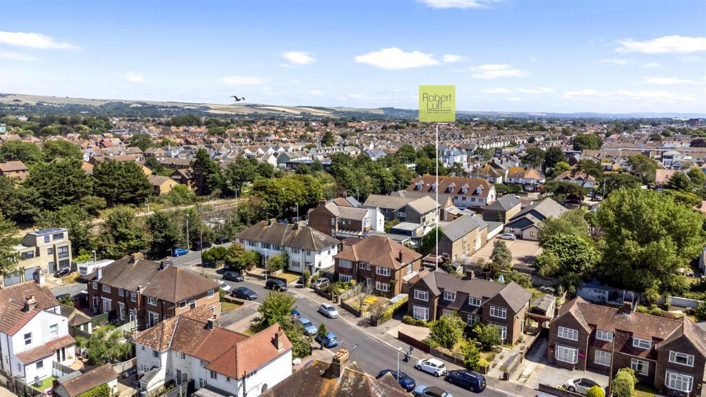 Additional image 21 of West Avenue, Worthing