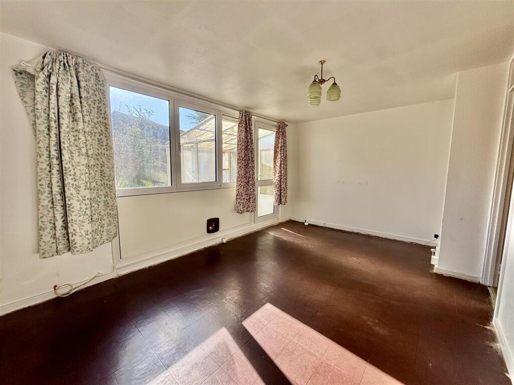 Additional image 23 of Downland Avenue, Peacehaven