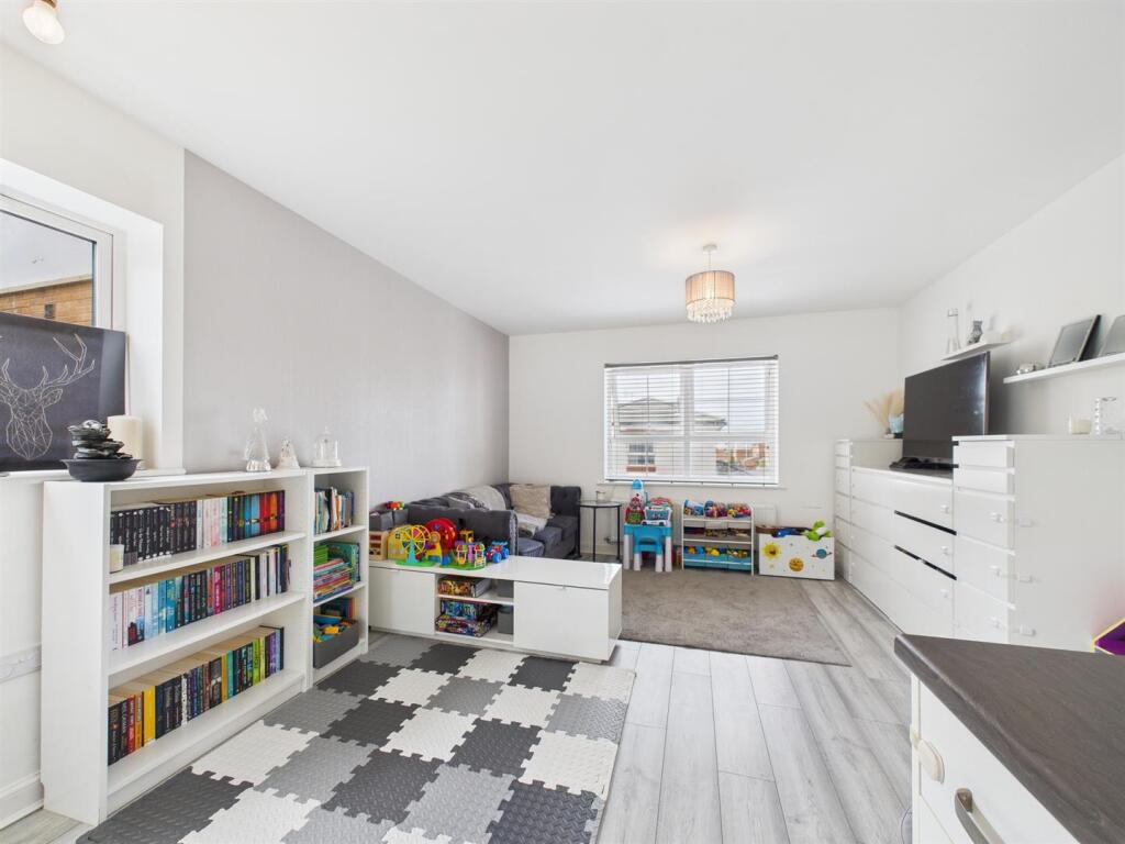 Additional image 8 of Swallow Close, Peacehaven