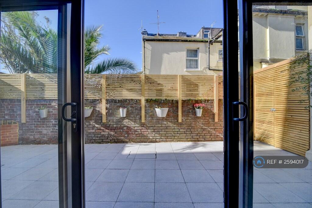 Additional image 6 of Shelley Cottage, Worthing, BN11