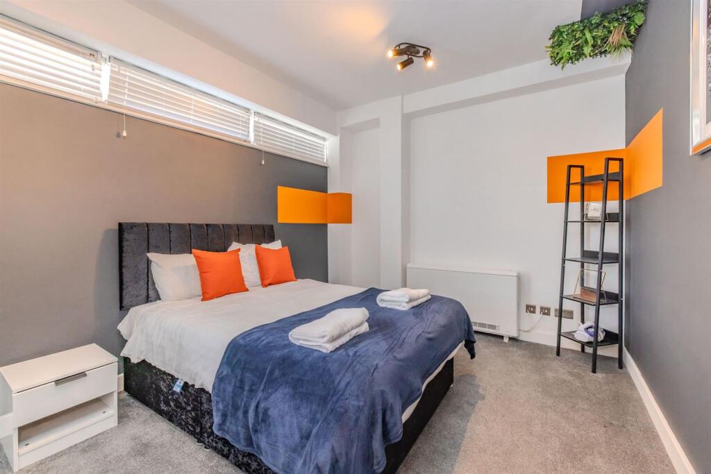 Additional image 4 of Penthouse, Clarence Square, Brighton