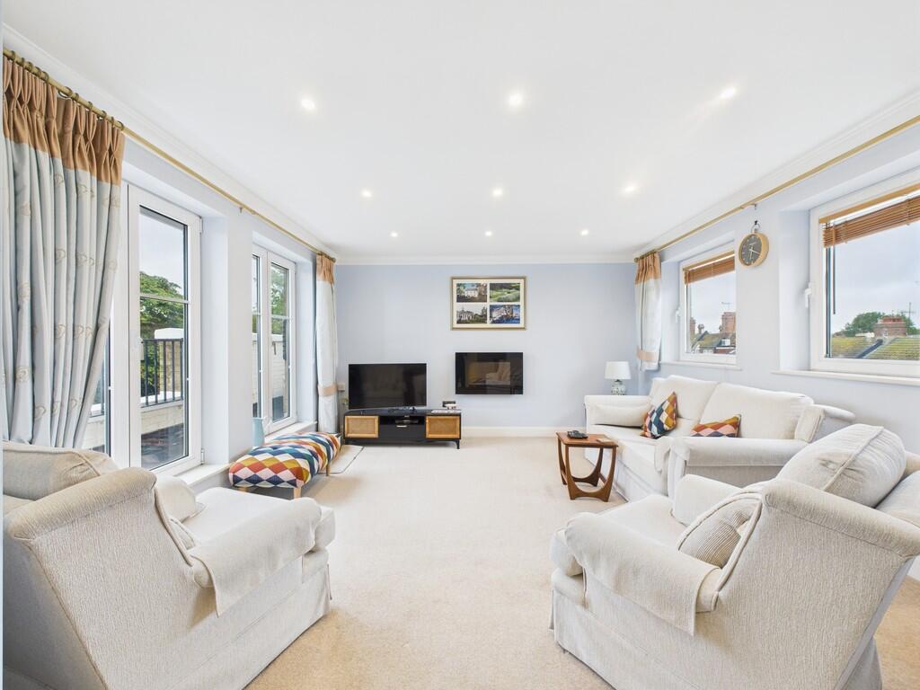 Additional image 5 of Warnes, Steyne Gardens, Worthing