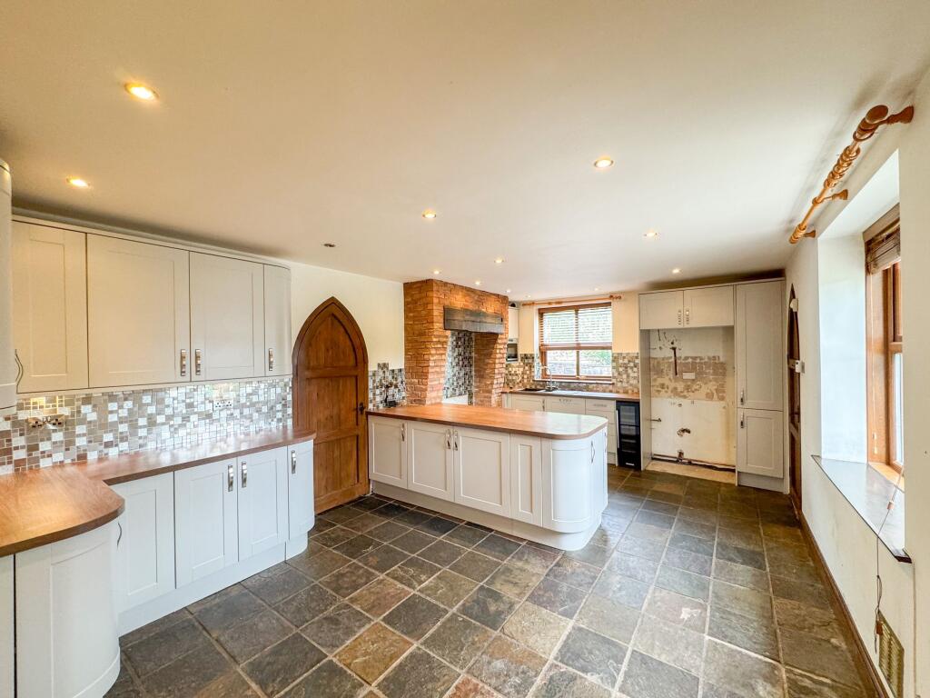 Additional image 9 of Lace Cottage, Hollymount Lane, Greenmount, BL8