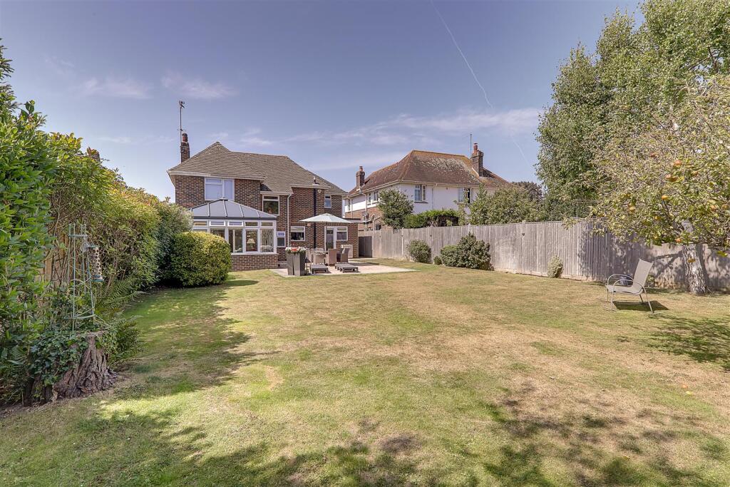 Additional image 20 of Arlington Avenue, Goring-By-Sea, Worthing