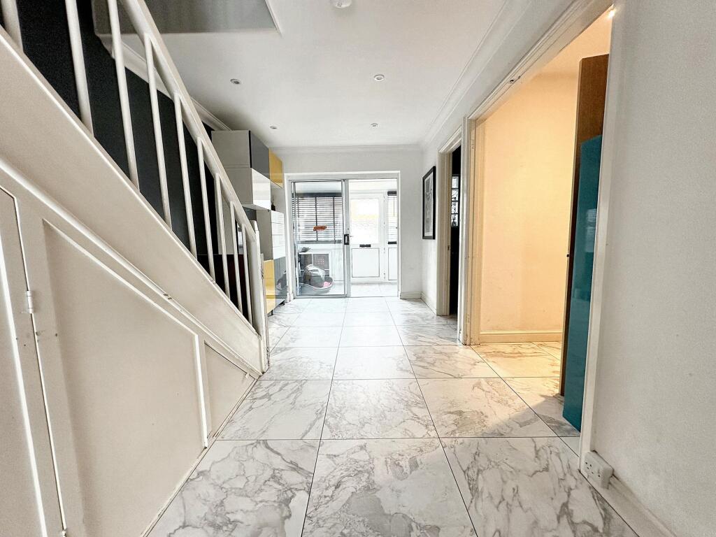 Additional image 5 of Southdown Avenue, Peacehaven, BN10 8RX