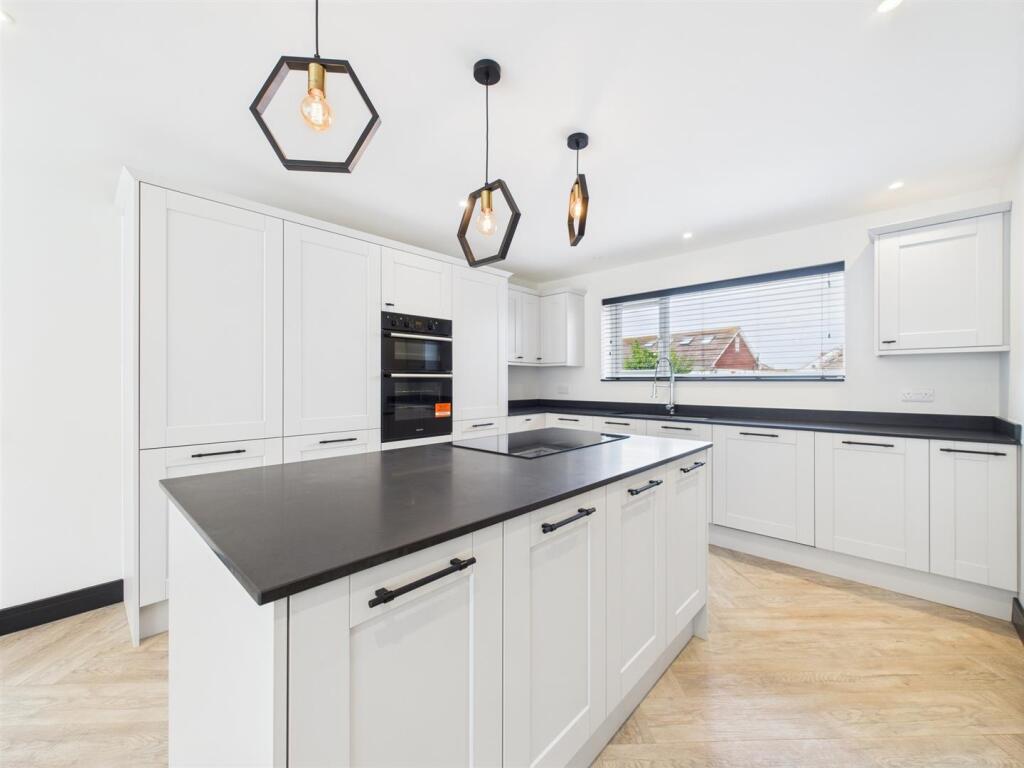 Property image for Searle Avenue, Peacehaven