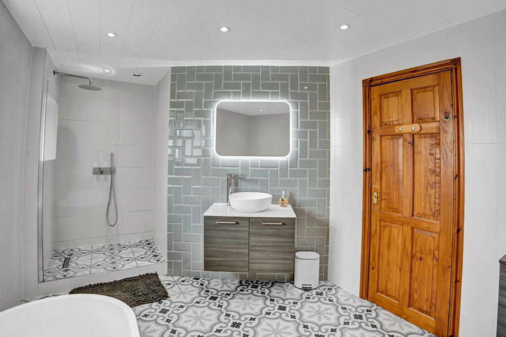 Additional image 12 of Clough Head Barn Cottage, Broadhead Road, Turton, Bolton, BL7 0JN