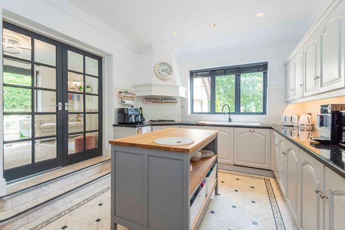 Additional image 13 of 10 Ravenswood Drive, Heaton, Bolton, BL1 5AJ