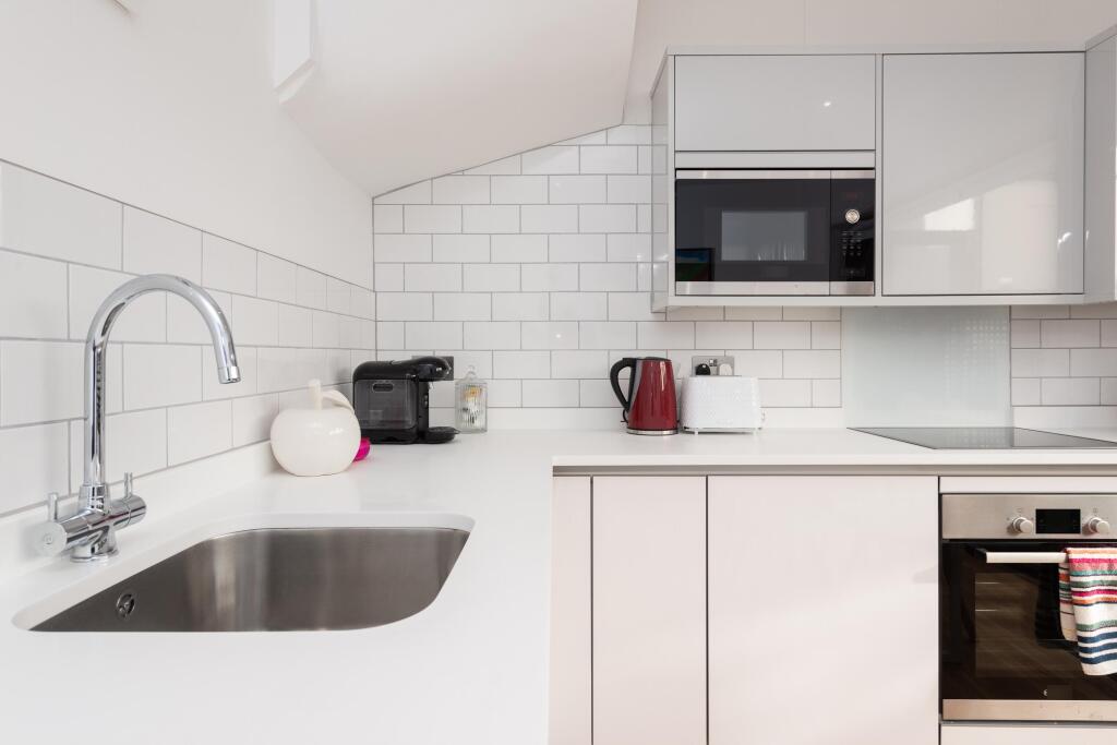 Additional image 9 of Castle Street, Brighton, BN1