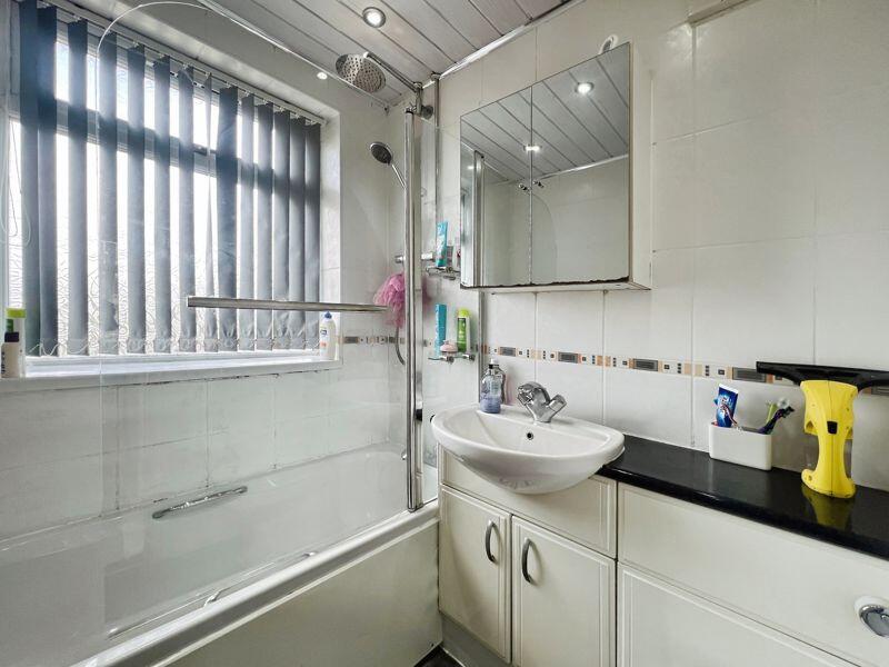 Additional image 12 of Glenmore Avenue, Farnworth