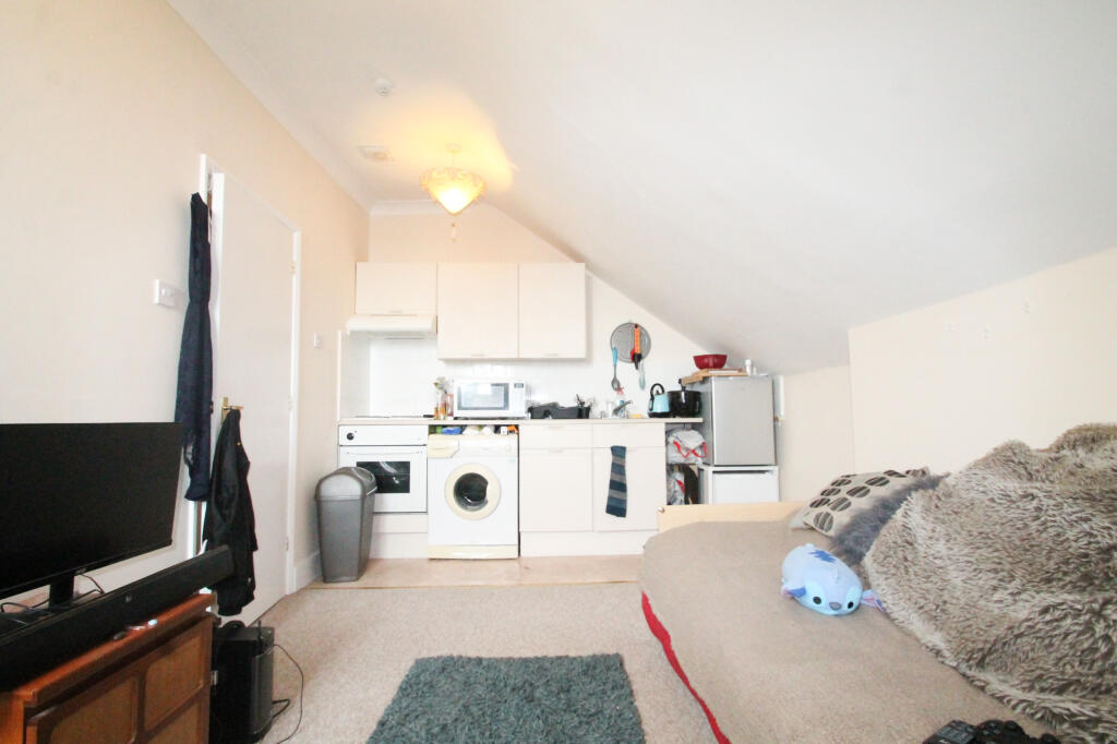 Additional image 6 of Farncombe Road