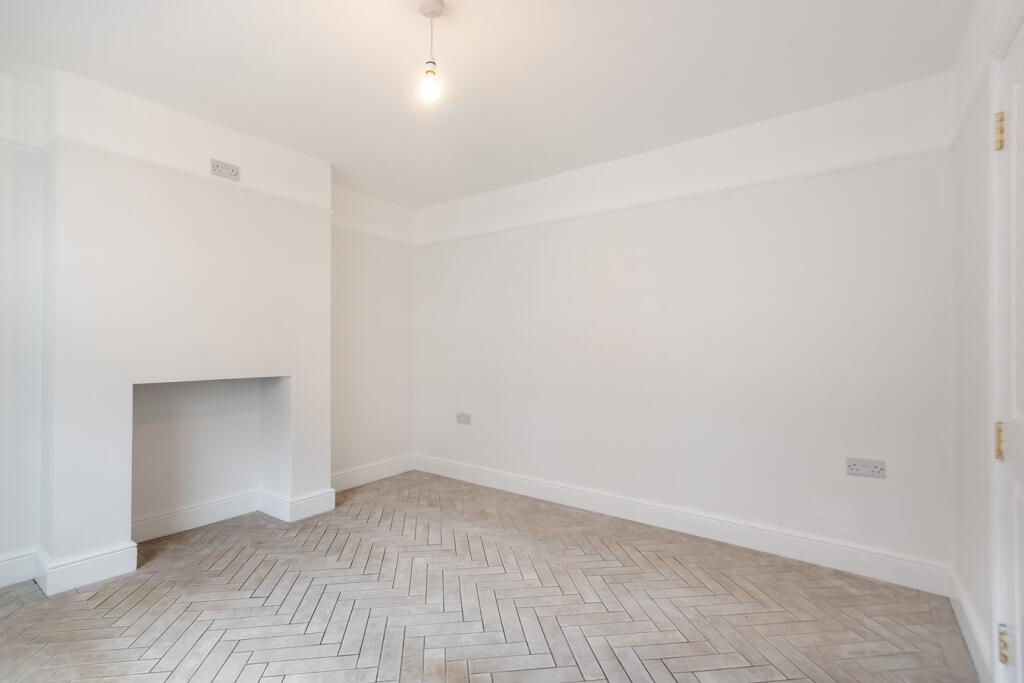 Additional image 8 of Alfred Place, Worthing, BN11