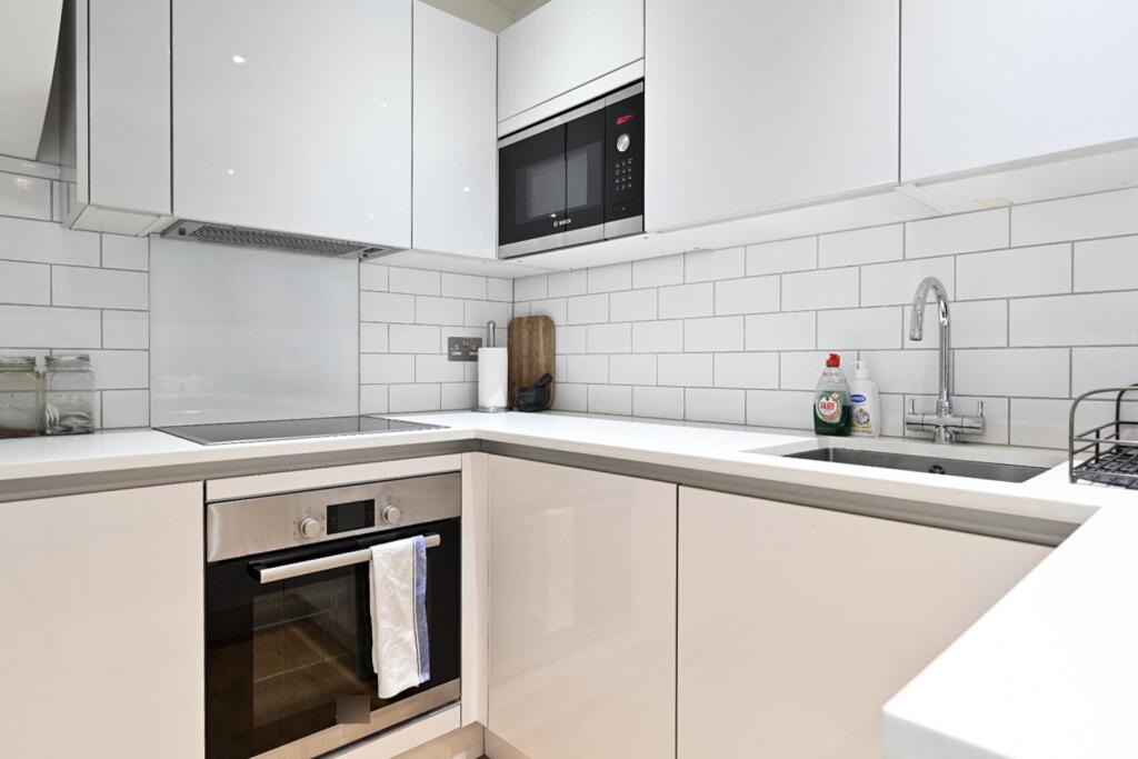 Additional image 9 of Castle Street, Brighton, BN1