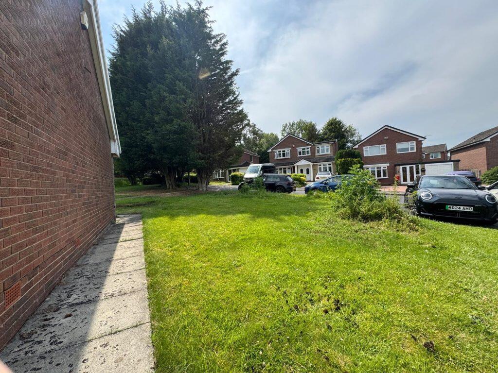 Additional image 22 of 9 Erskine Close, Ladybridge, Bolton, BL3 4UG
