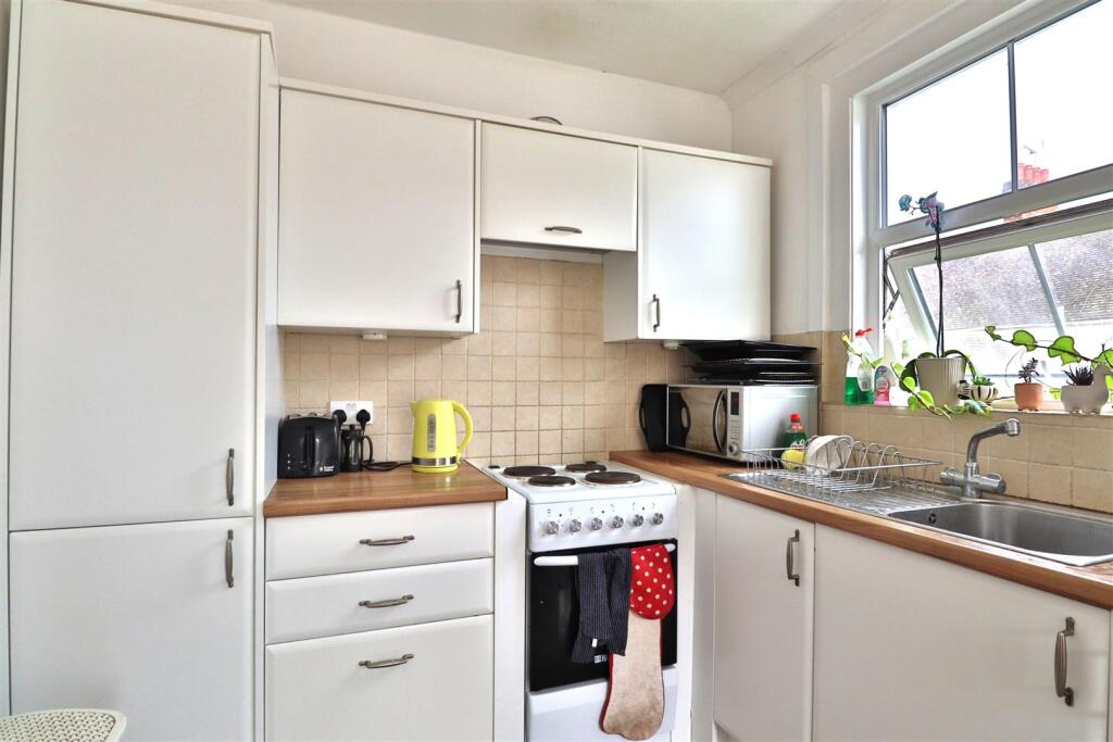 Additional image 9 of Salisbury Road, Worthing, BN11