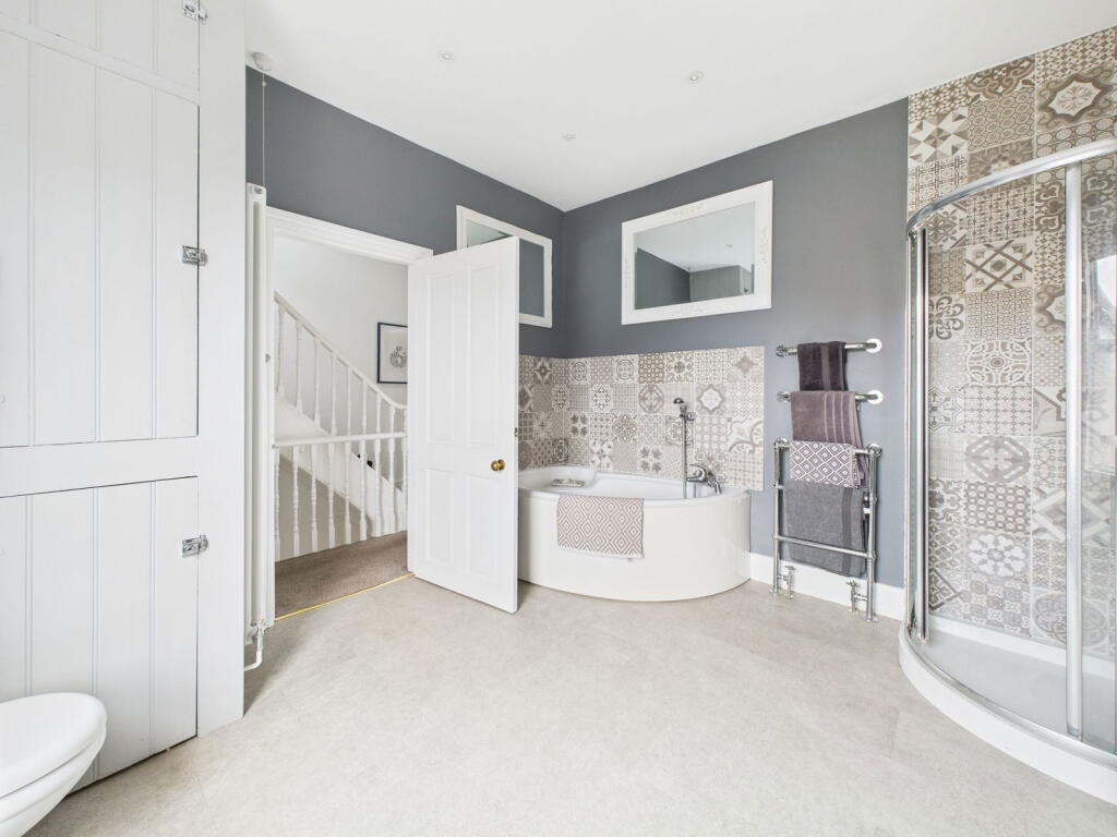 Additional image 16 of Elizabeth Road, Worthing, BN11 4EF