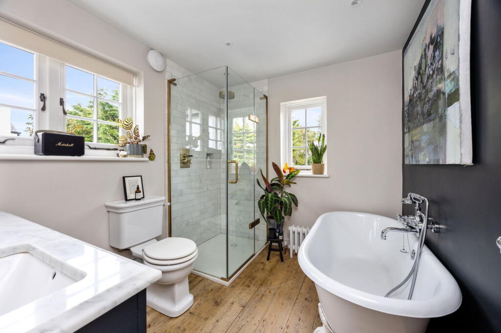 Additional image 6 of Warwick Place, Worthing, BN11 3EU