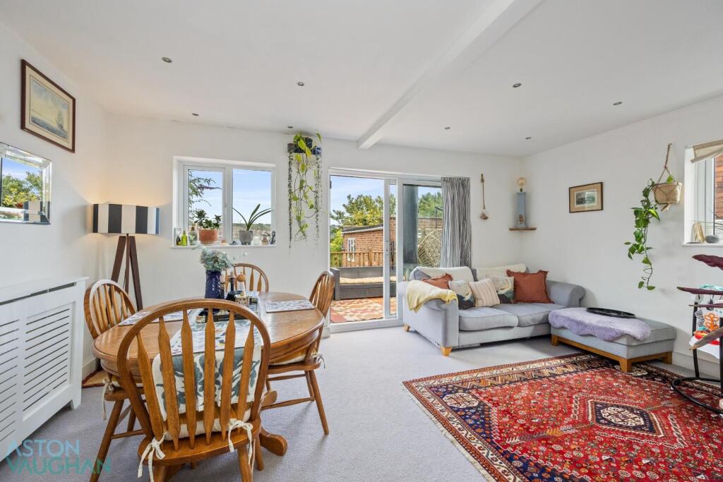 Additional image 5 of Waverley Crescent, Brighton