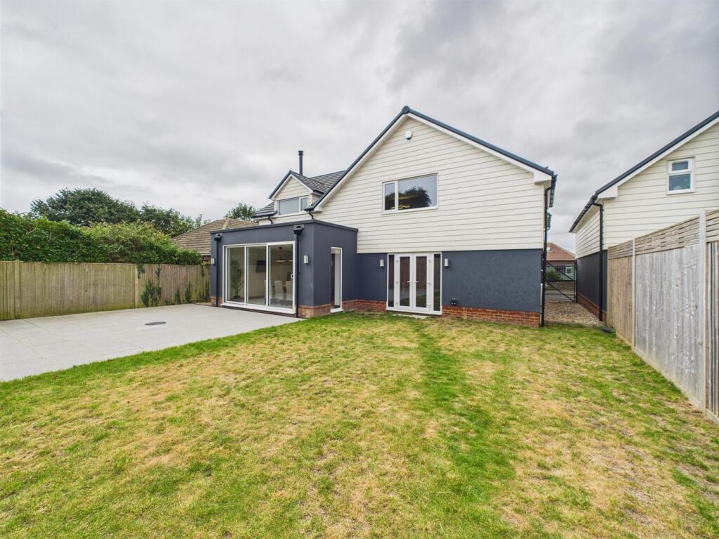 Additional image 31 of Searle Avenue, Peacehaven