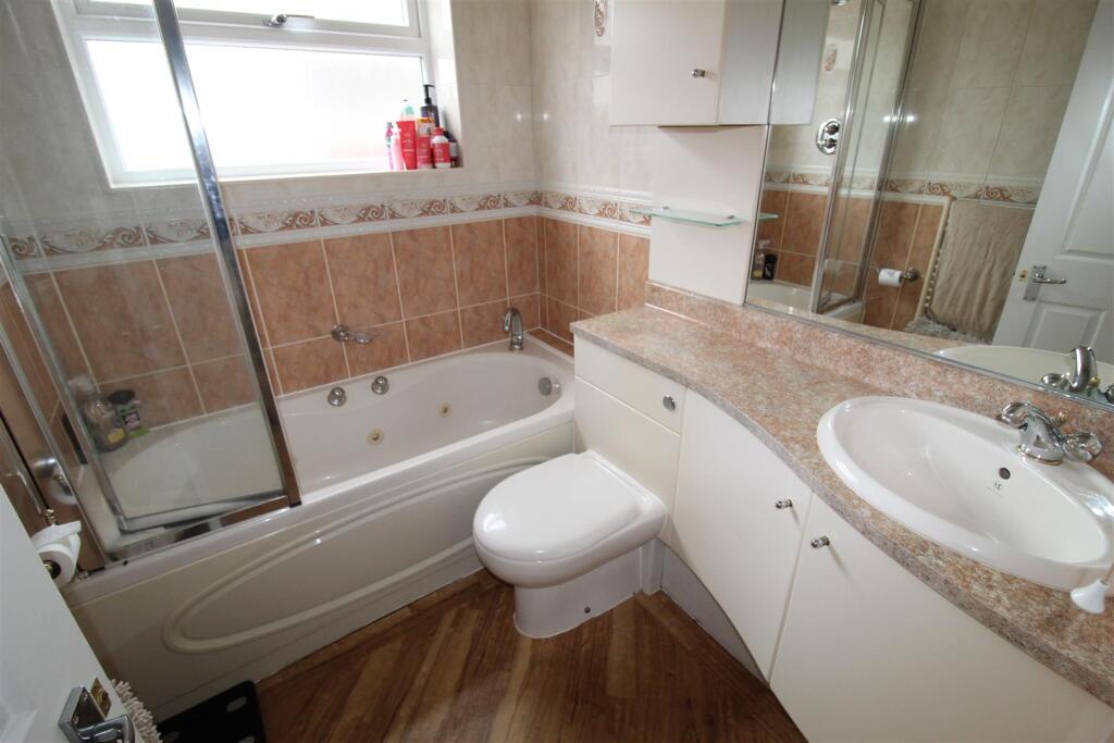 Additional image 11 of Chilgrove Avenue, Blackrod, Bolton