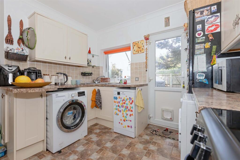 Additional image 16 of Sunny Close, Goring-By-Sea, Worthing