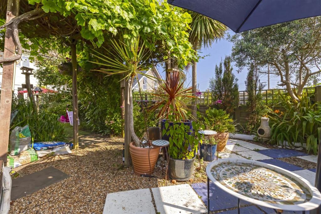Additional image 22 of Sunny Close, Goring-By-Sea, Worthing