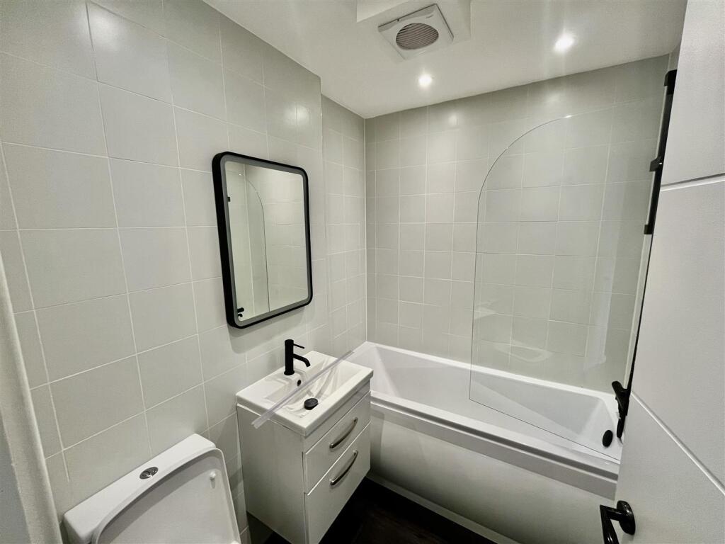 Additional image 4 of Deansgate, Bolton