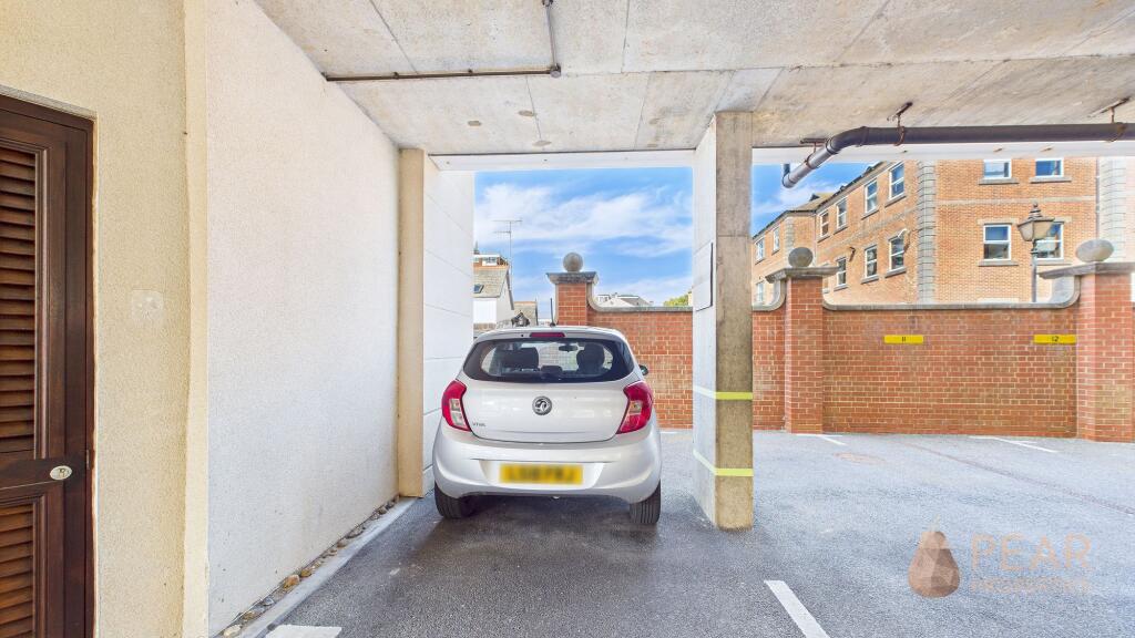 Additional image 12 of Crescent Road, Regency Apartments, BN11