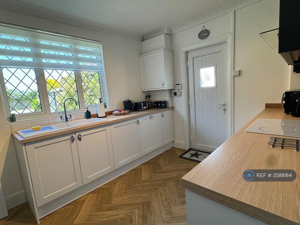 Additional image 10 of Ocean Drive, Ferring - Short Term Rental, BN12