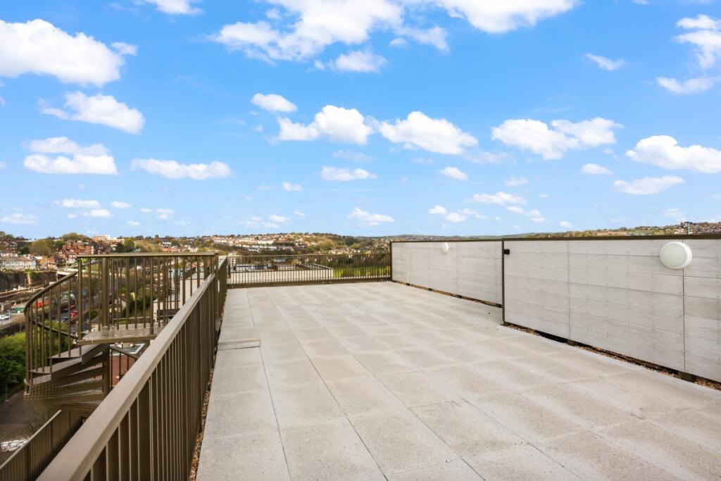 Additional image 9 of Wellesbourne, 137 Preston Park Brighton BN1