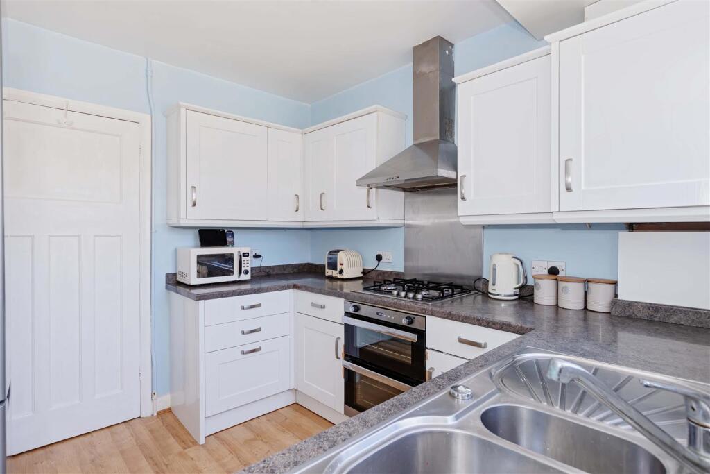 Additional image 23 of West Avenue, Worthing