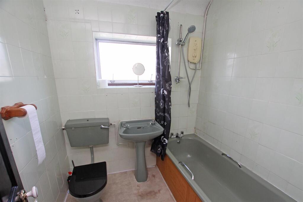 Additional image 11 of Larksfield Avenue, Bournemouth