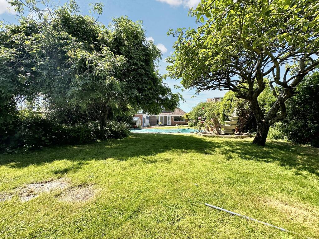 Additional image 27 of Fairlight Avenue, Telscombe Cliffs, BN10 7BS