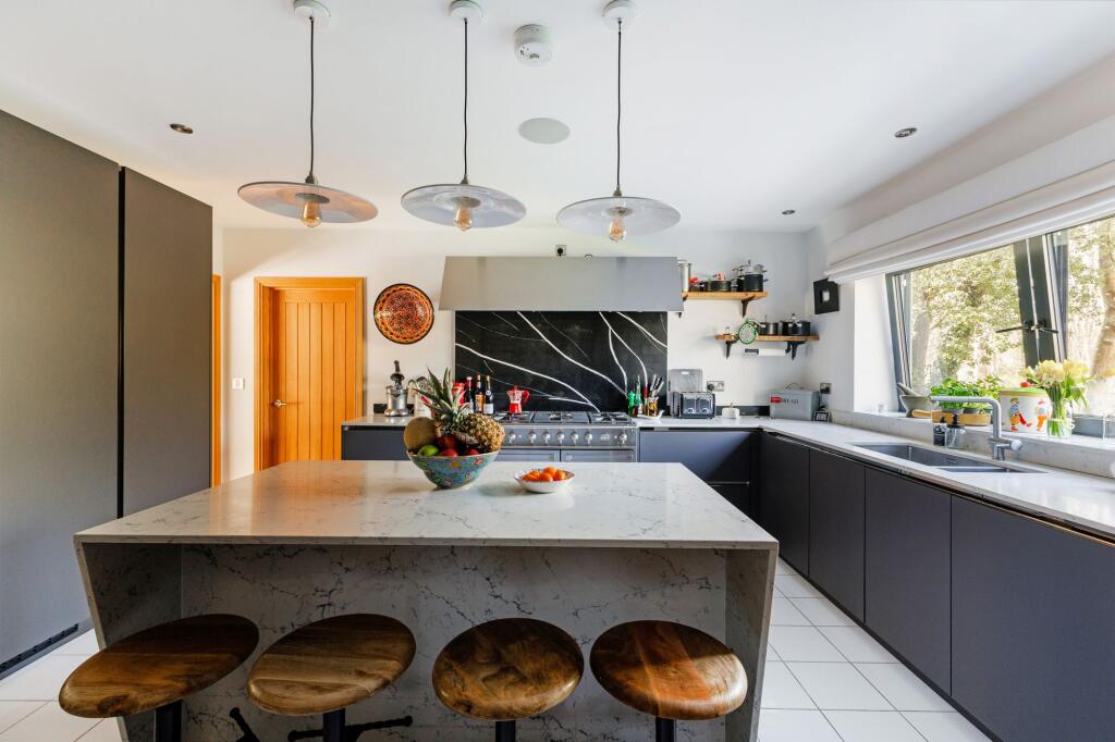 Additional image 9 of Peacock Lane, Brighton, BN1