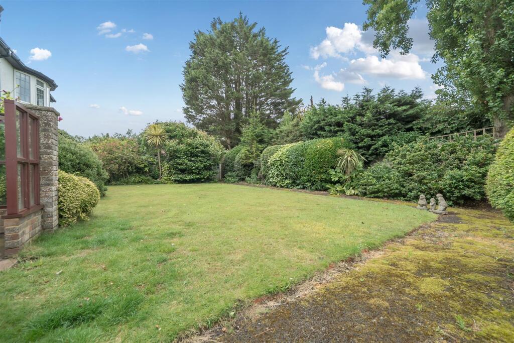 Additional image 22 of Abbotts Close