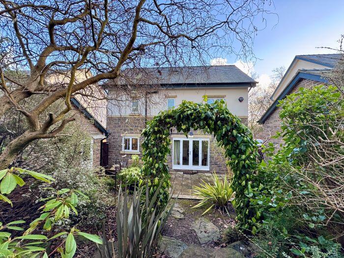 Additional image 31 of Yew Tree Court, Bolton, BL1 7QU