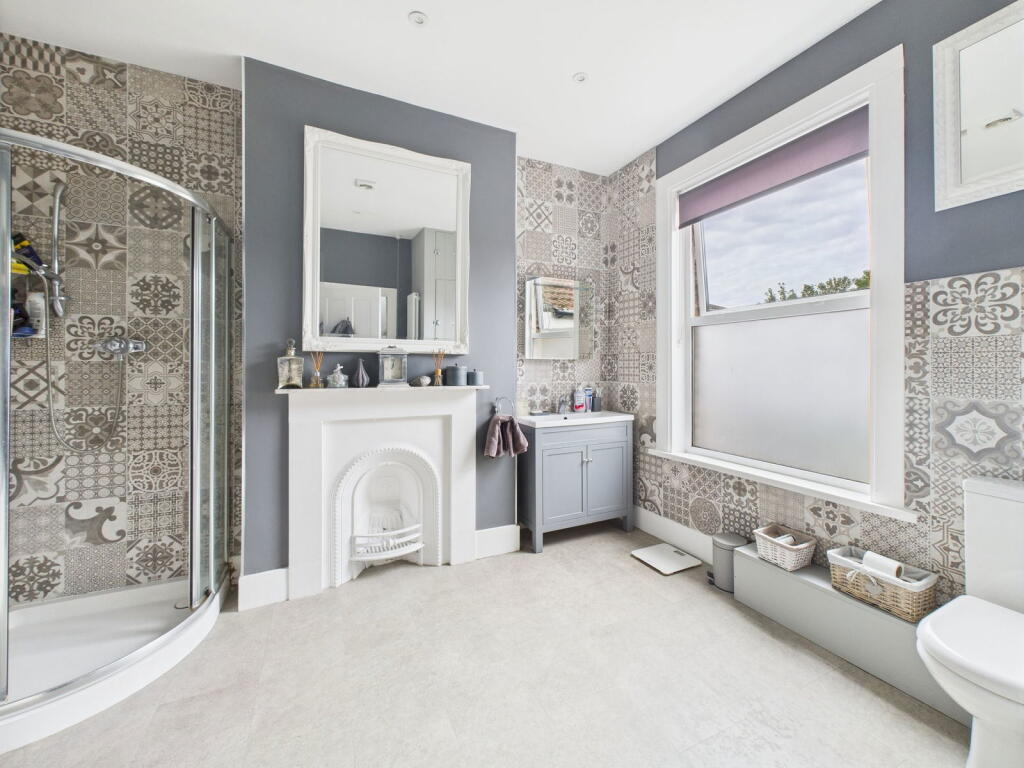 Additional image 15 of Elizabeth Road, Worthing, BN11 4EF