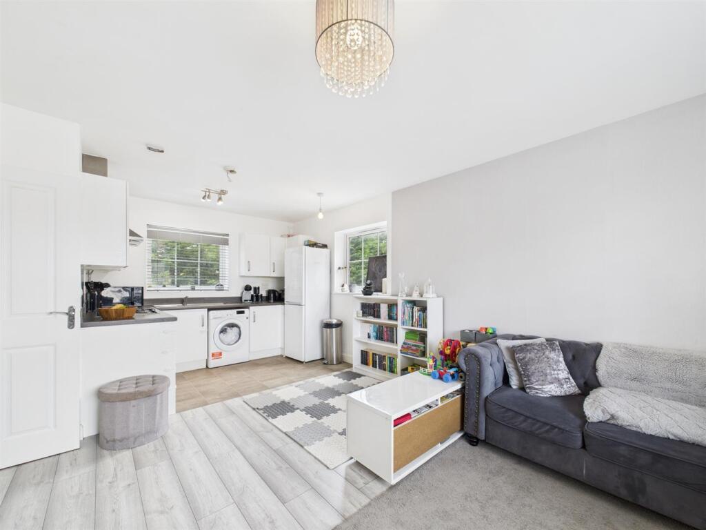 Additional image 10 of Swallow Close, Peacehaven