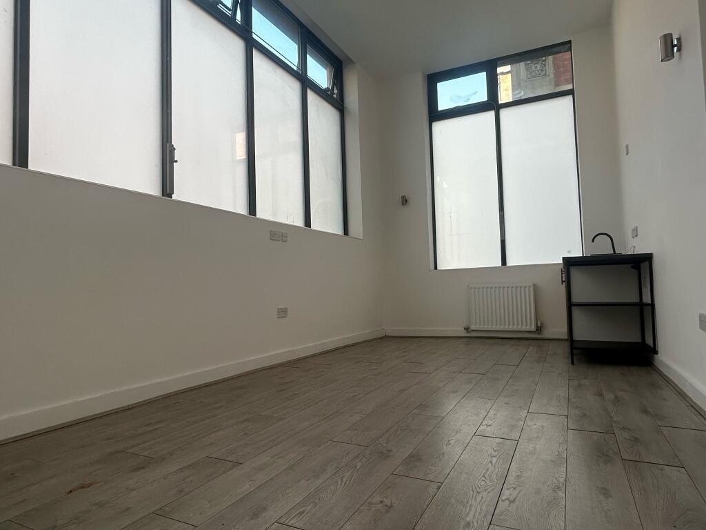 Additional image 6 of Flat 12, 21 Silver Street