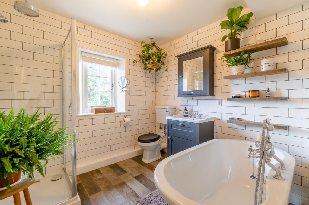 Additional image 16 of Hoddern Farm, Nr Pidinghoe, East Sussex