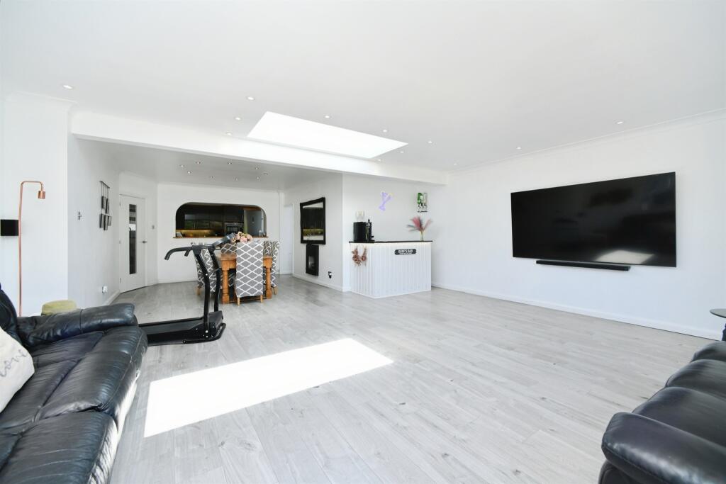 Additional image 4 of Tyedean Road, Telscombe Cliffs, Peacehaven