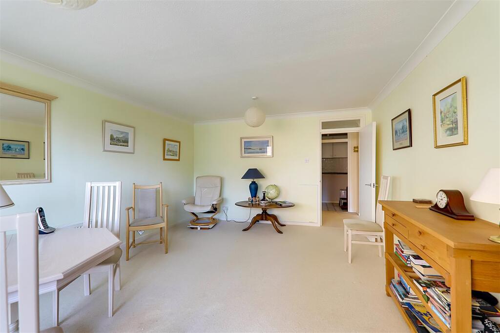 Additional image 5 of Cardinal court, Grand Avenue, Worthing