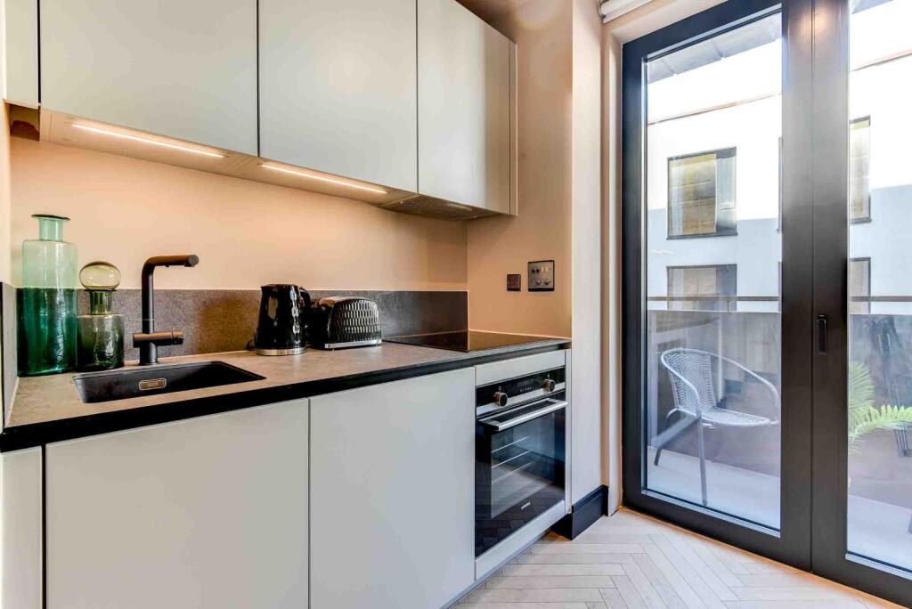 Additional image 7 of Gloucester Place, Brighton, East Sussex, BN1