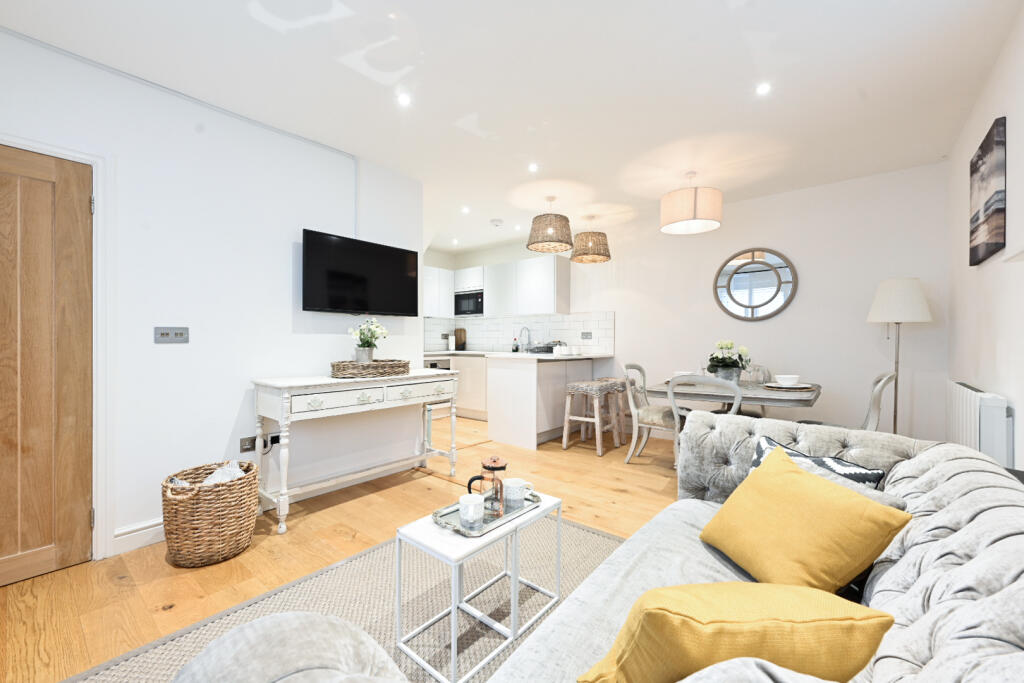 Additional image 10 of Castle Street, Brighton, BN1