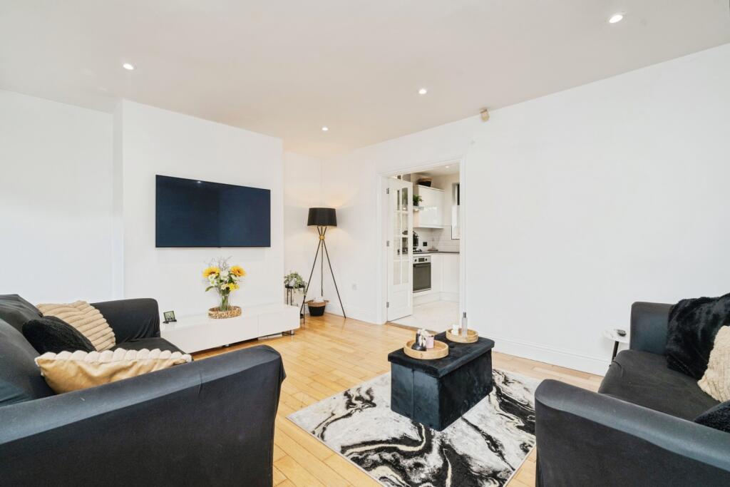 Additional image 2 of Broadwalk, Westhoughton, Bolton, Greater Manchester, BL5