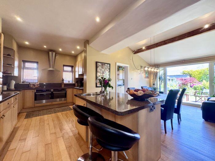 Additional image 9 of 210 Greenmount Lane, Bolton, BL1 5HZ